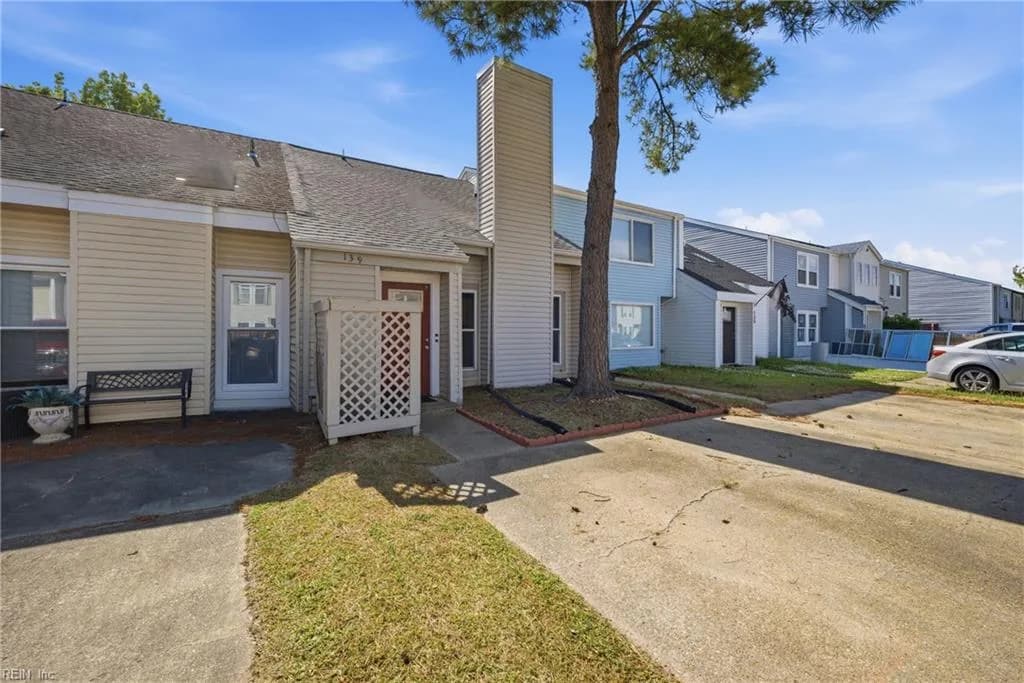 139 Thalia Trace DR, VIRGINIABEACH VA 23452 - Photo 4