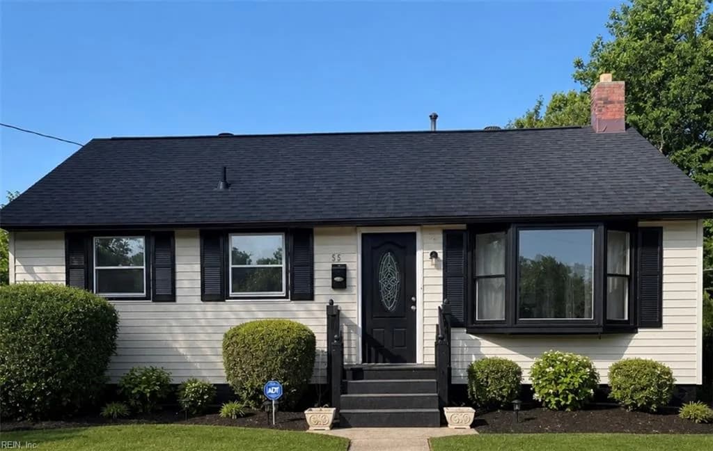 55 Calvary TER, HAMPTON VA 23666 - Main photo