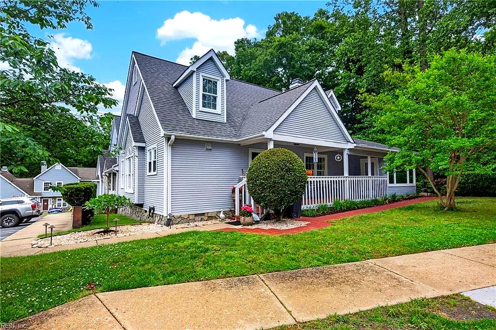 4906 Falkirk MEWS, Williamsburg — 3 bed Residential, 1,896 sqft