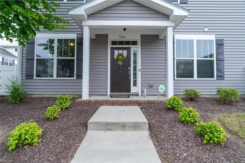 304 Fishers CT, HAMPTON VA 23666 - Main photo