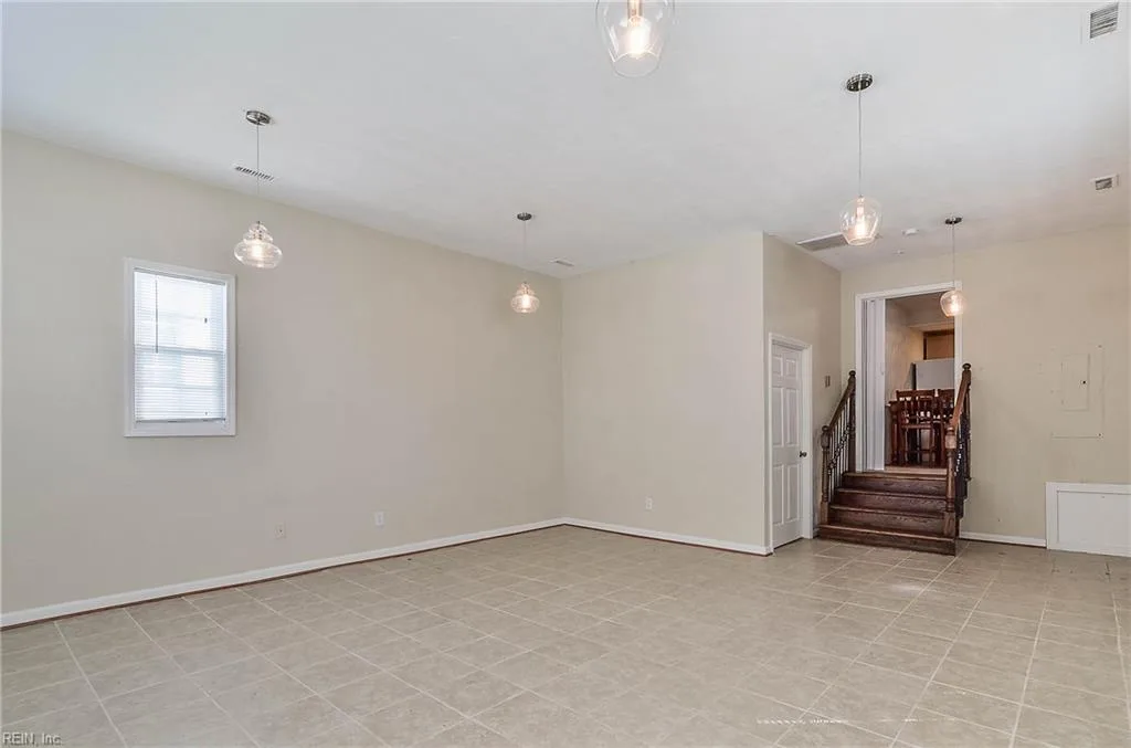 1126 44th ST, NEWPORTNEWS VA 23607 - Photo 4