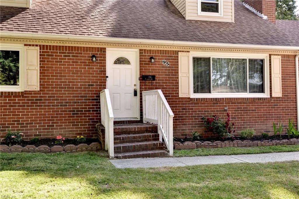 95 Gum Grove DR, NEWPORTNEWS VA 23601 - Photo 4