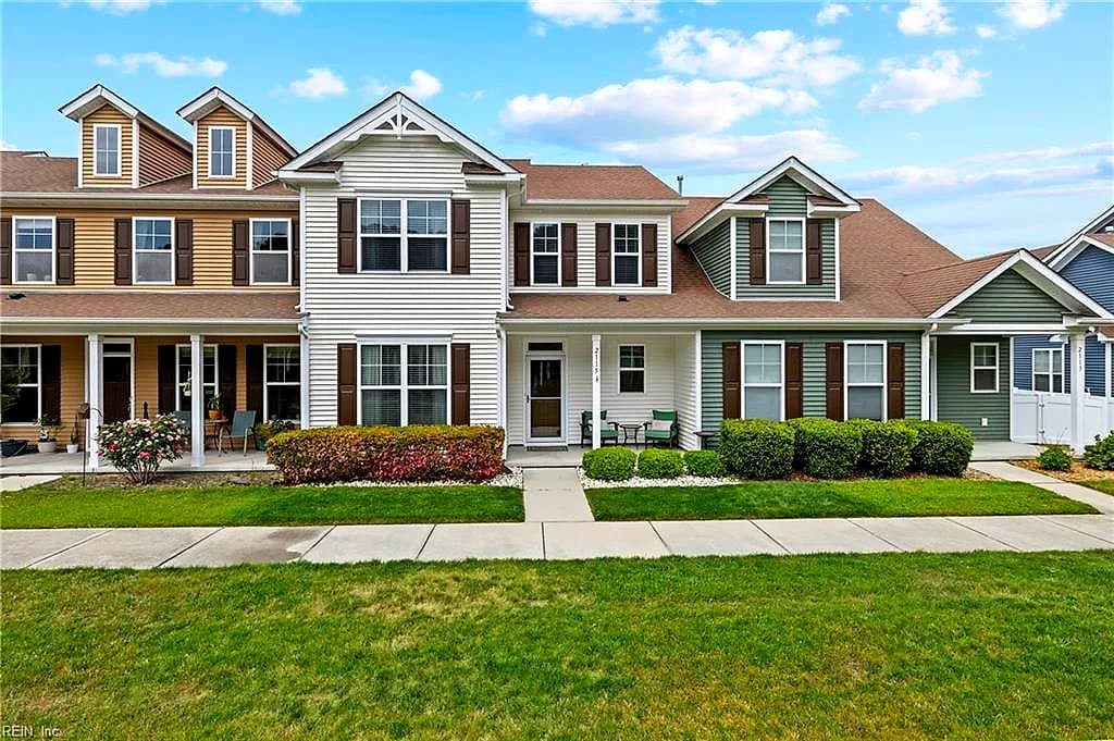 2115 Martlet LN, VIRGINIA BEACH VA 23456 - Main photo