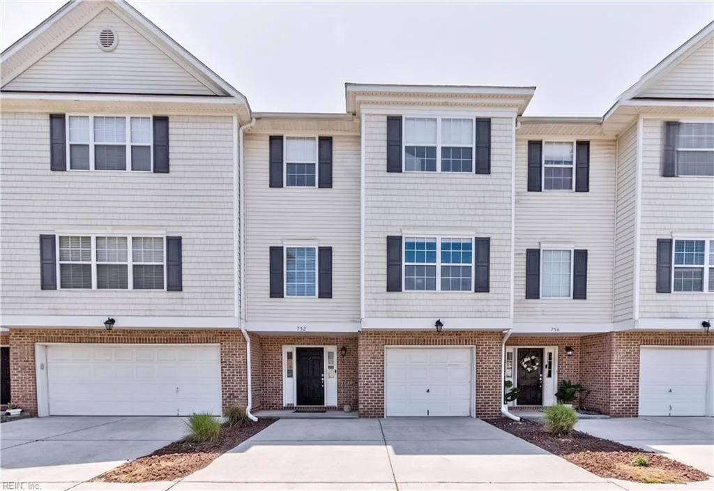 752 Sequoia WAY, VIRGINIABEACH VA 23451 - Main photo