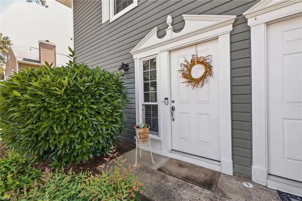 2302 Flanders CT, VIRGINIABEACH VA 23454 - Photo 3