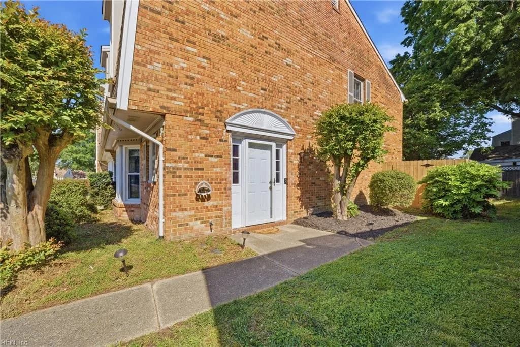543 Biltmore DR, VIRGINIABEACH VA 23454 - Photo 3