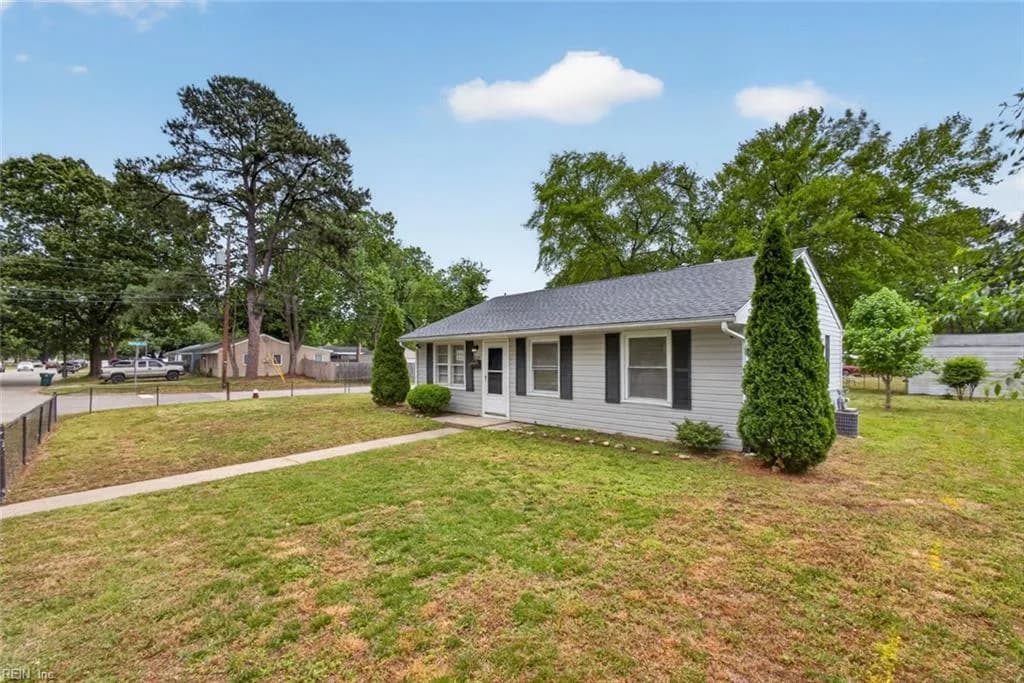 824 79th ST, NEWPORTNEWS VA 23605 - Photo 5