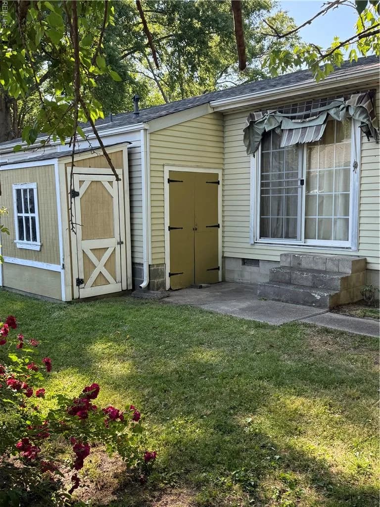 1004 76th ST, NEWPORTNEWS VA 23605 - Photo 4