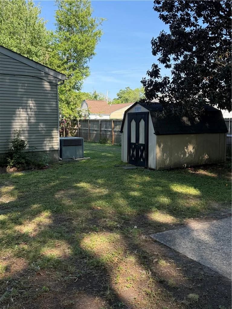1004 76th ST, NEWPORTNEWS VA 23605 - Photo 5