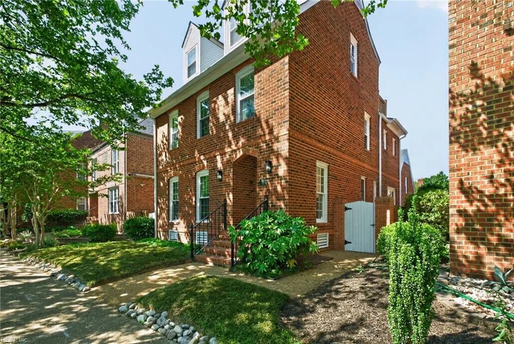 322 W Olney RD, NORFOLK VA 23507 - Photo 5