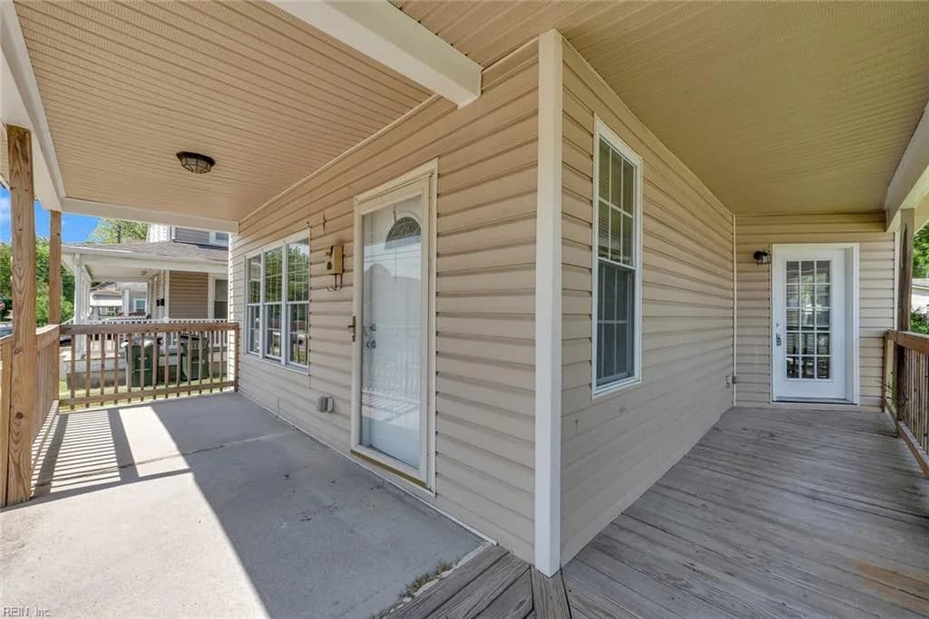 1009 Elkin ST, NORFOLK VA 23523 - Photo 3