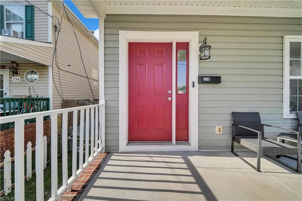 738 Fremont ST, NORFOLK VA 23504 - Photo 4