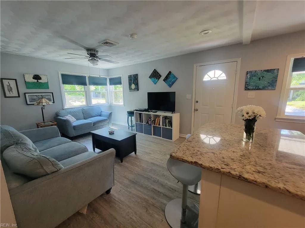 8202 McCloy RD, NORFOLK VA 23505 - Photo 3