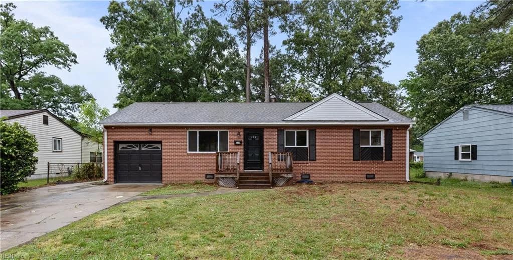 129 Saint Stephens DR, NEWPORTNEWS VA 23602 - Photo 3