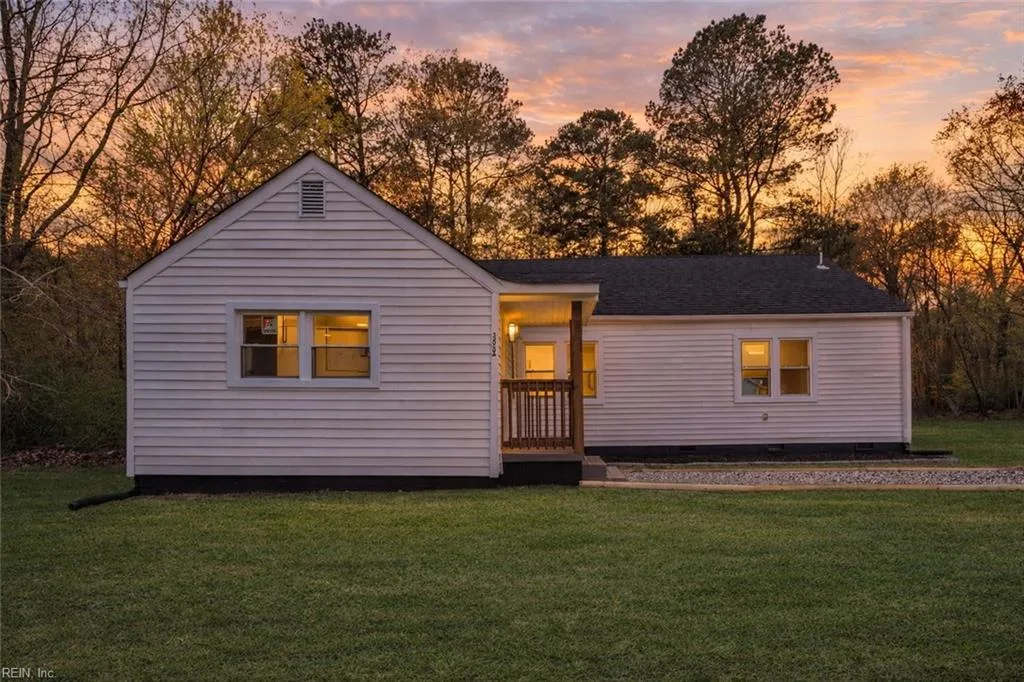 12050 Greenbrier LN, SMITHFIELD VA 23430