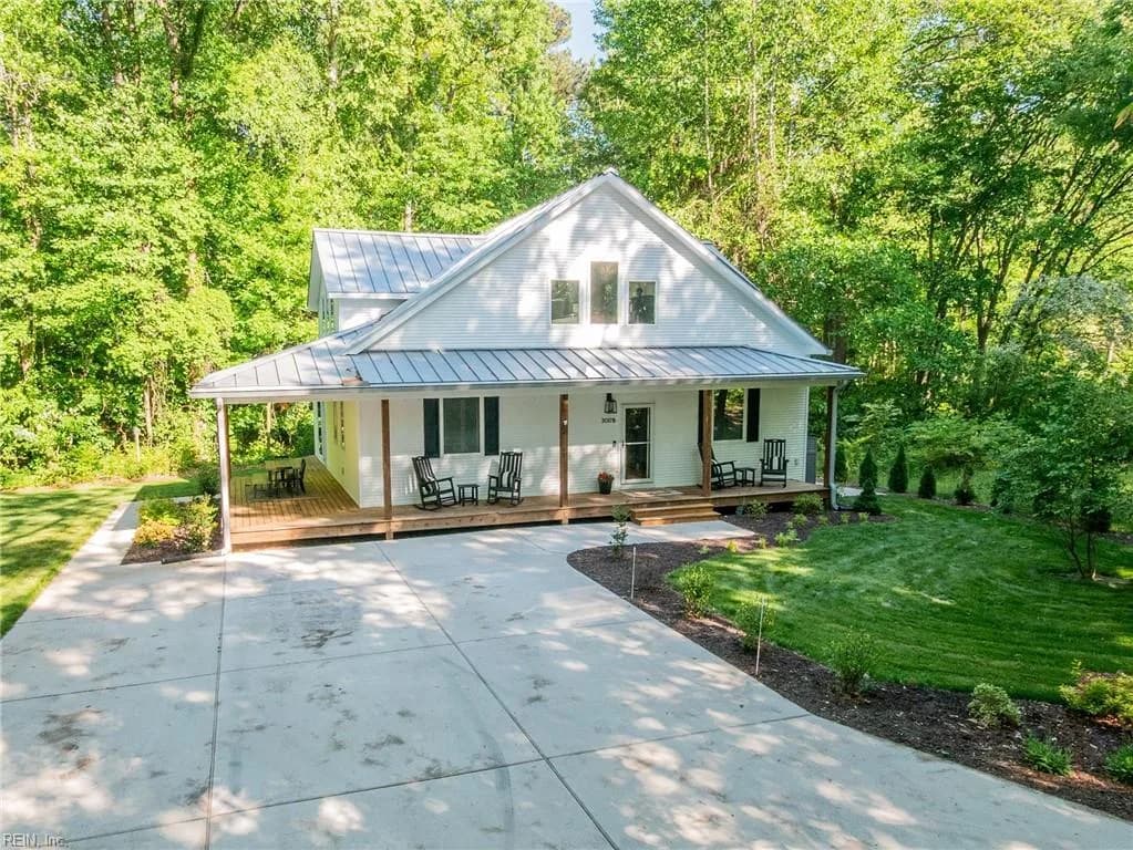 3017 Hampton HWY #B, YORKTOWN VA 23693 - Photo 2
