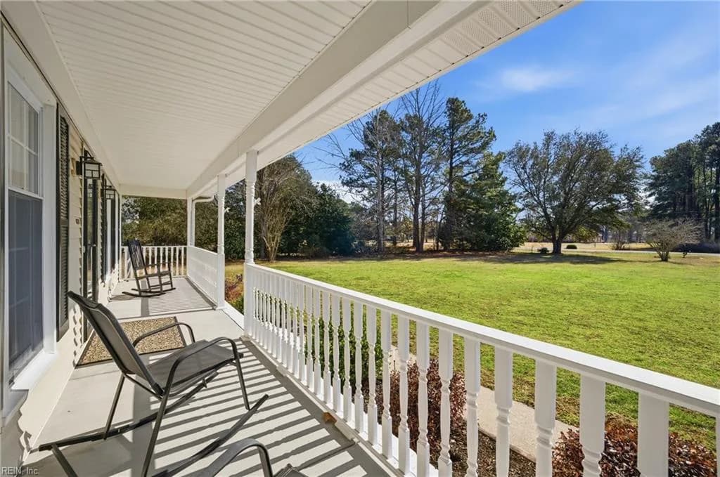 224 Saint Brides RD E, CHESAPEAKE VA 23322 - Main photo