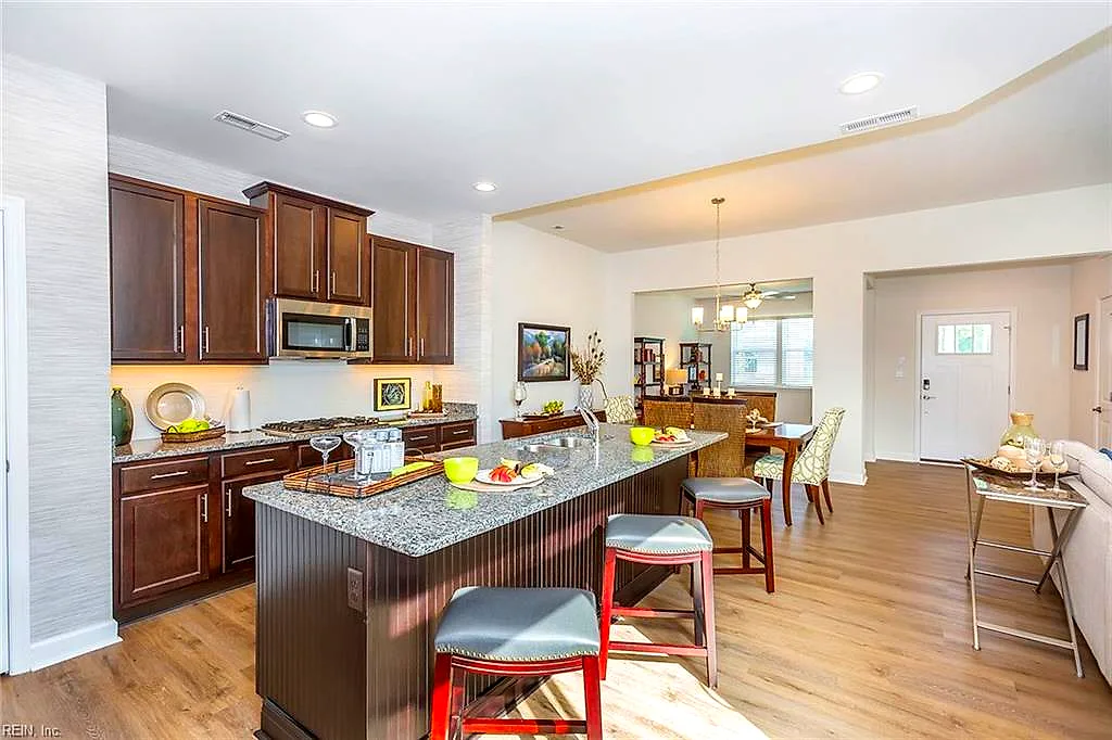1701 Acadian DR #C, SUFFOLK VA 23434