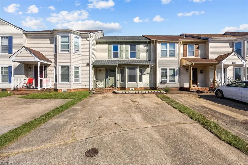 807 Foxmoore CT, VIRGINIABEACH VA 23453 - Main photo