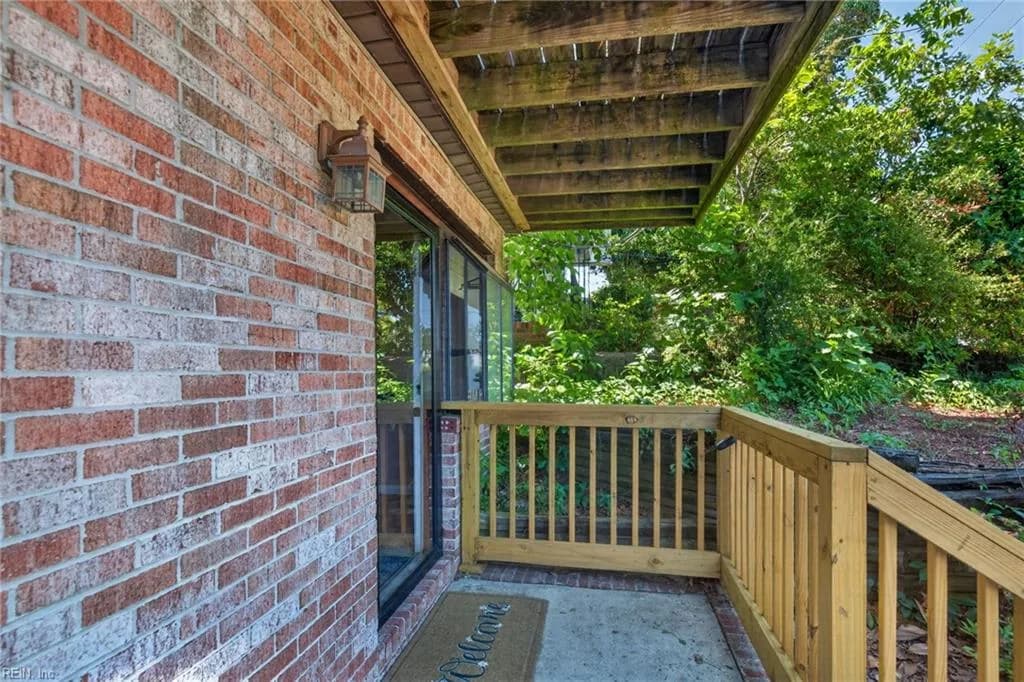 225 A View AVE #109, NORFOLK VA 23503 - Photo 3