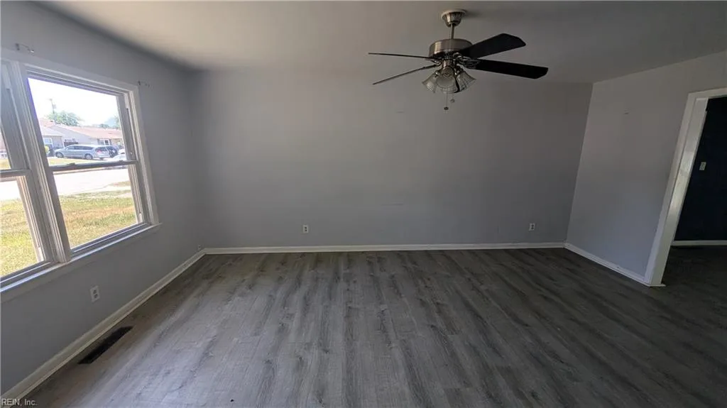 629 Breeds Hill RD, VIRGINIABEACH VA 23462 - Photo 3