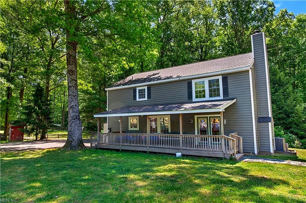 9652 Laurelwood LN, GLOUCESTER VA 23061