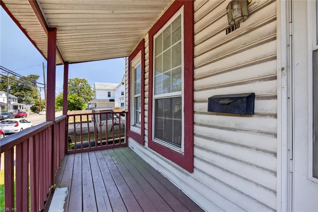 1110 35th ST, NEWPORTNEWS VA 23607 - Photo 5