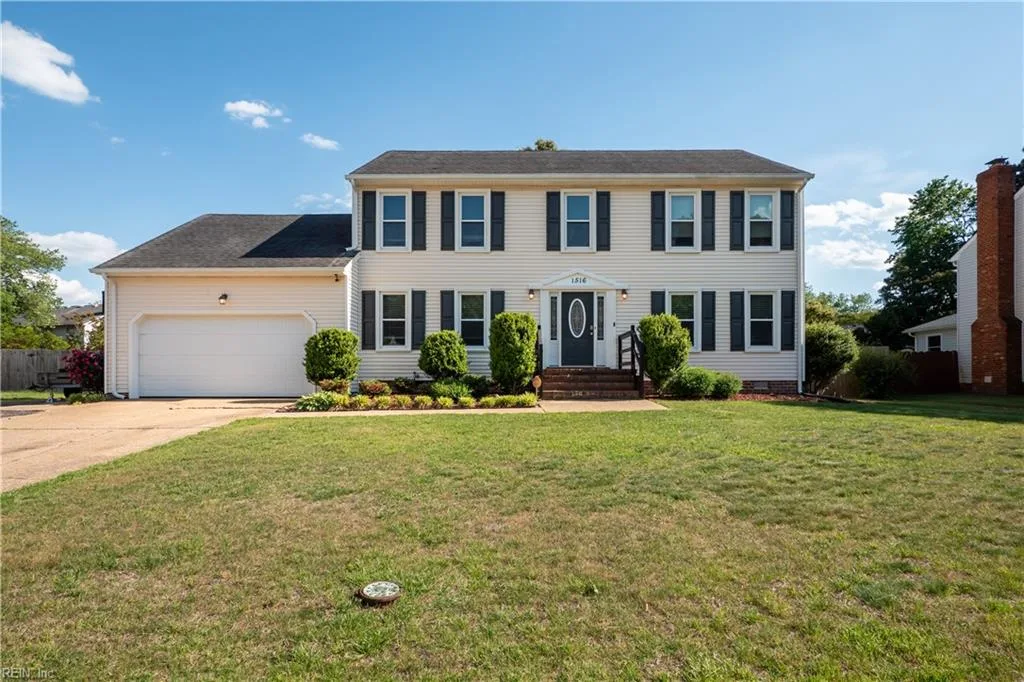 1516 Holmes CT, Virginia Beach — 5 bed Residential, 2,598 sqft