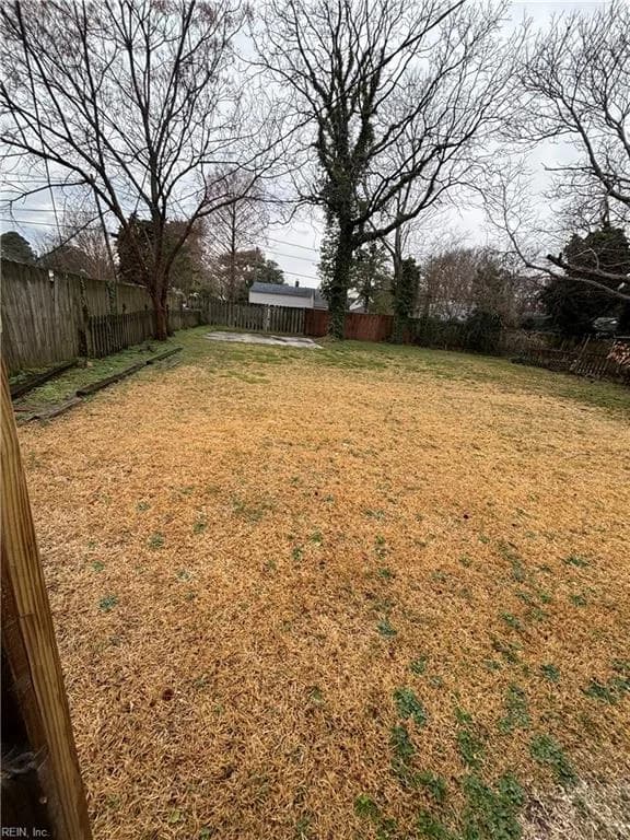 8215 Mercer DR, NORFOLK VA 23505 - Photo 3