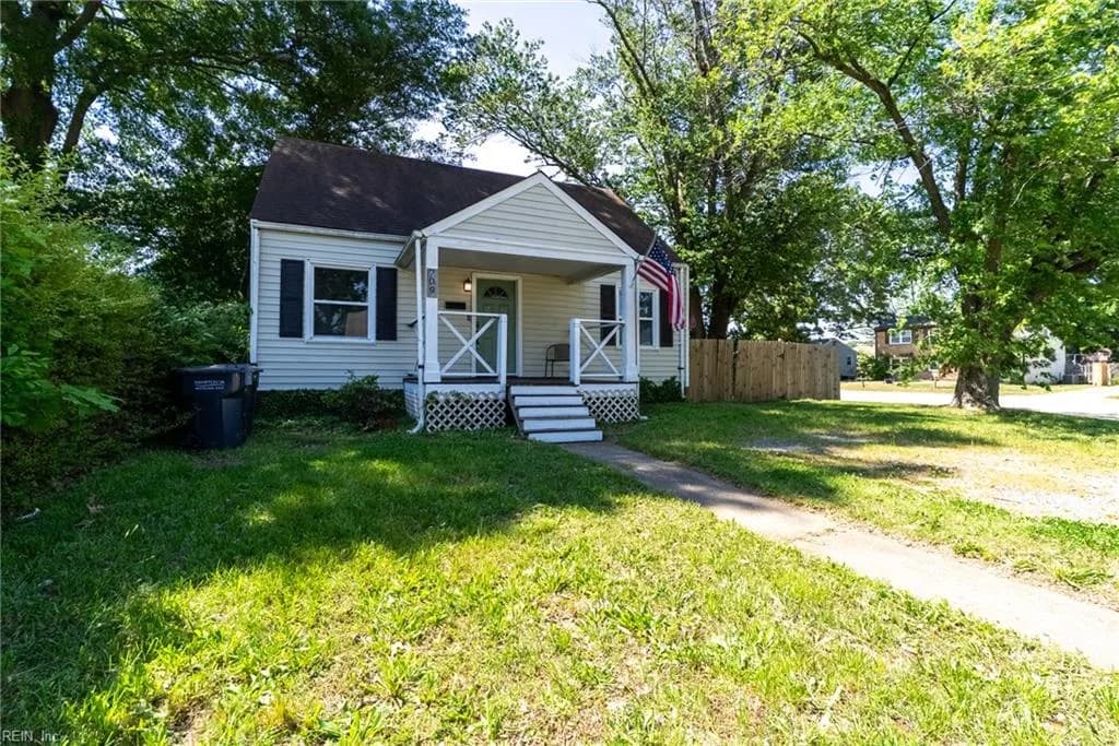 709 Lee ST, HAMPTON VA 23669 - Photo 4