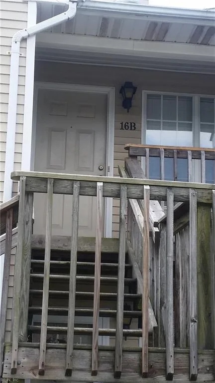 16 Lakeside CRES #B, HAMPTON VA 23669 - Photo 4