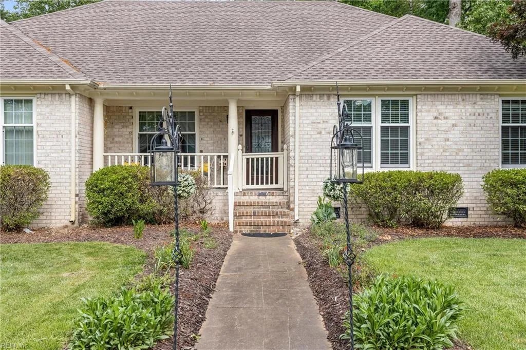 230 Marina RCH, Chesapeake — 4 bed Residential, 2,532 sqft