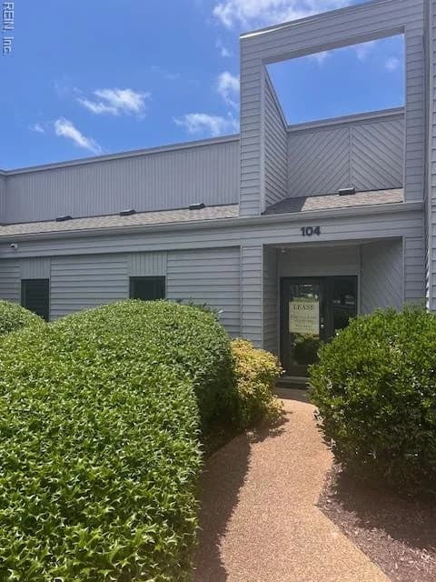 732 Thimble Shoals BLVD #104, NEWPORTNEWS VA 23606 - Main photo