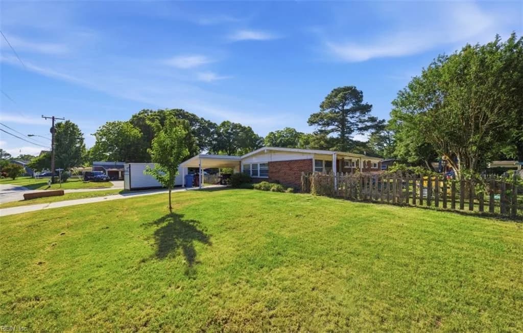 4315 Towanda RD, CHESAPEAKE VA 23325 - Photo 4