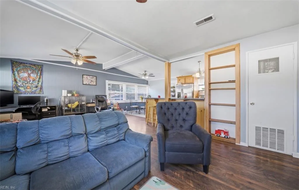 4315 Towanda RD, CHESAPEAKE VA 23325 - Photo 5