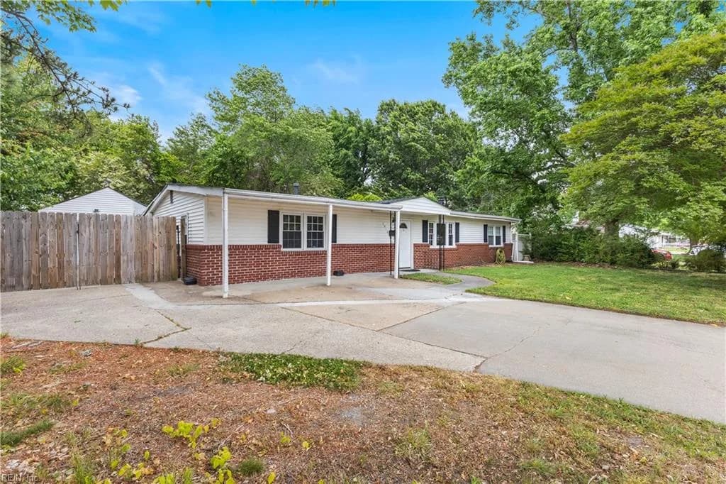 1016 Perth LN, VIRGINIABEACH VA 23455 - Photo 4