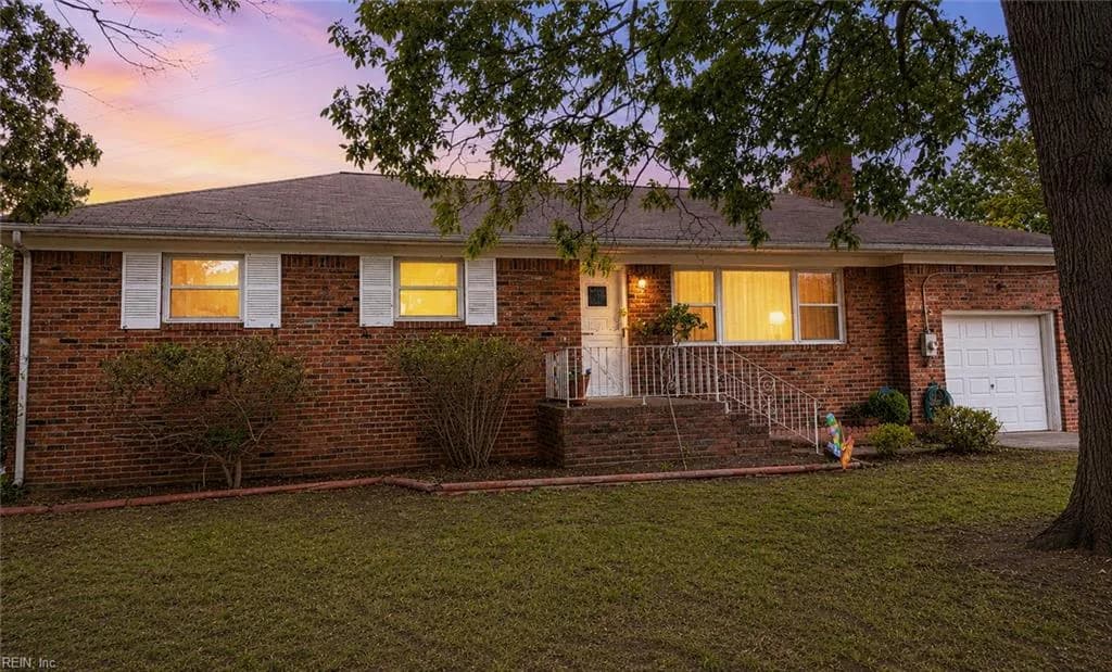 7825 Walters DR, NORFOLK VA 23518 - Main photo