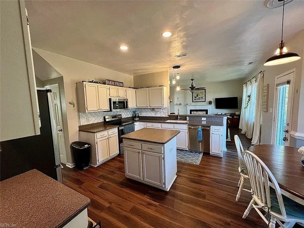 6428 Aberdeen PL, SUFFOLK VA 23435 - Photo 3