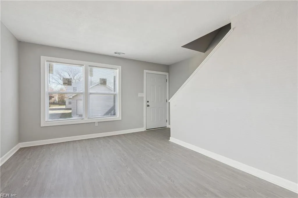 315 Roselynn LN #A, VIRGINIABEACH VA 23455 - Photo 3