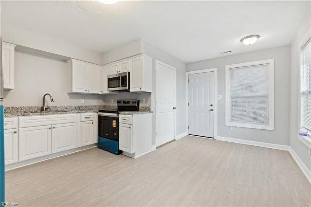 315 Roselynn LN #A, VIRGINIABEACH VA 23455 - Photo 5