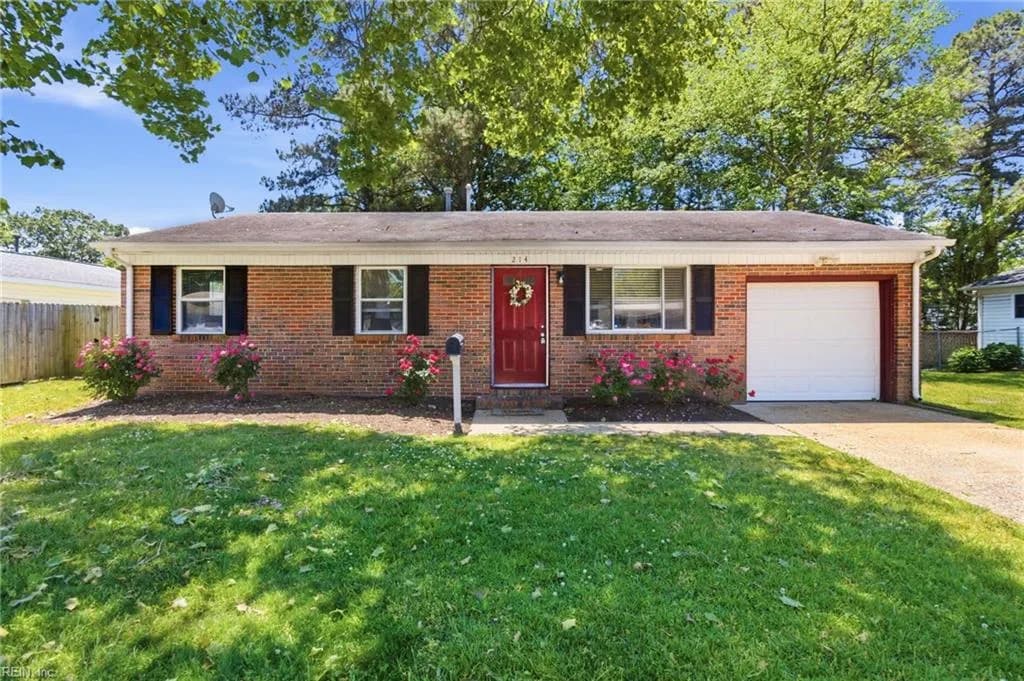 214 Belray DR, NEWPORTNEWS VA 23601 - Photo 3