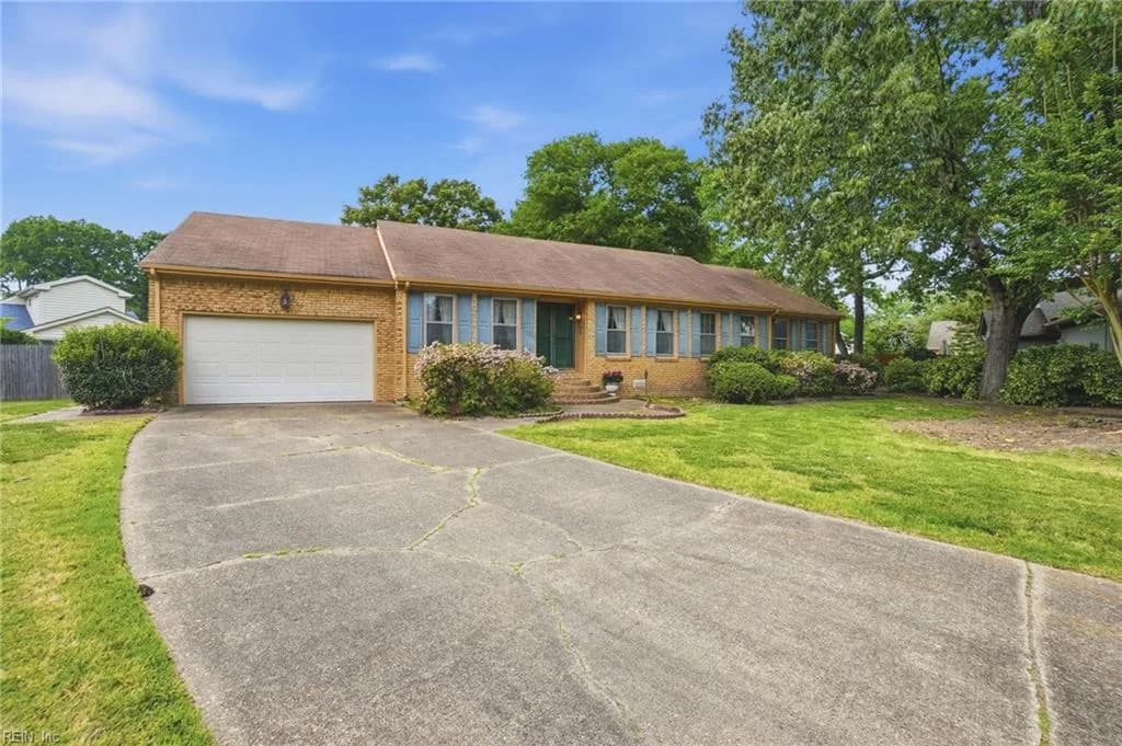 4852 Graystone CT, VIRGINIABEACH VA 23464 - Photo 5