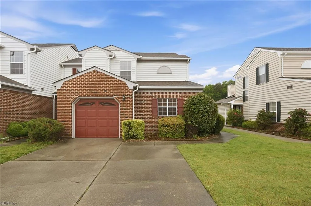 205 Linden Court NONE, Yorktown — 4 bed Residential, 1,734 sqft
