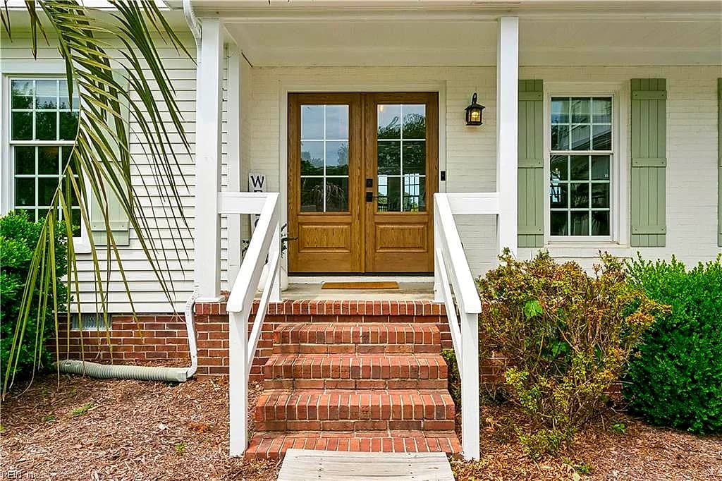 30 Rivergate DR, POQUOSON VA 23662 - Photo 4