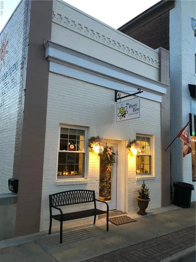 206 N Main ST, FRANKLIN VA 23851 - Main photo