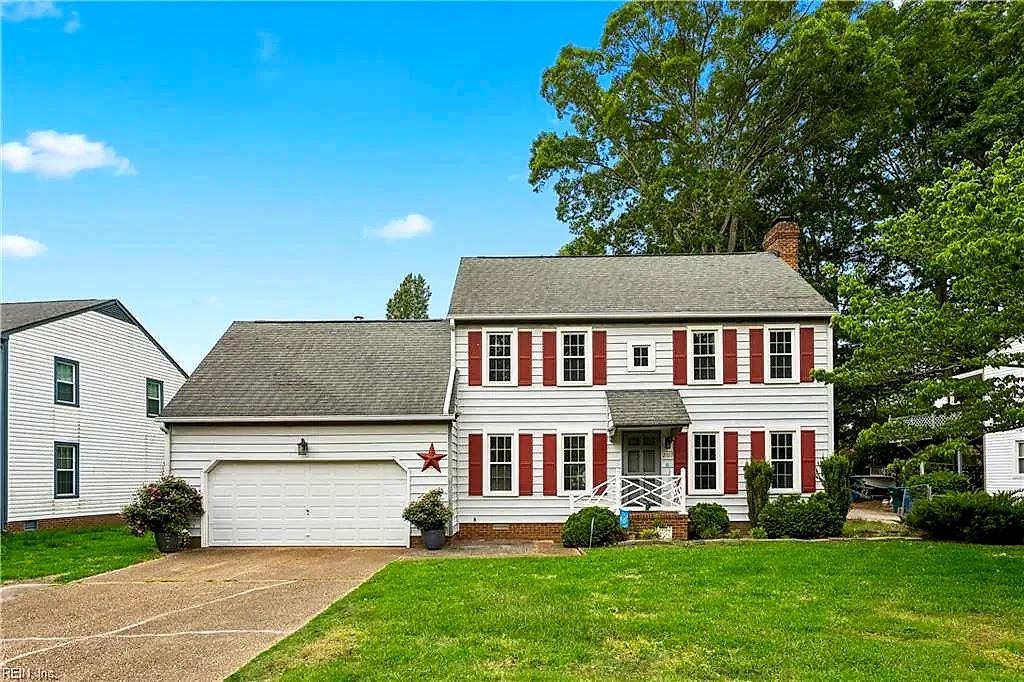 2107 Village Green PW, NEWPORT NEWS VA 23602