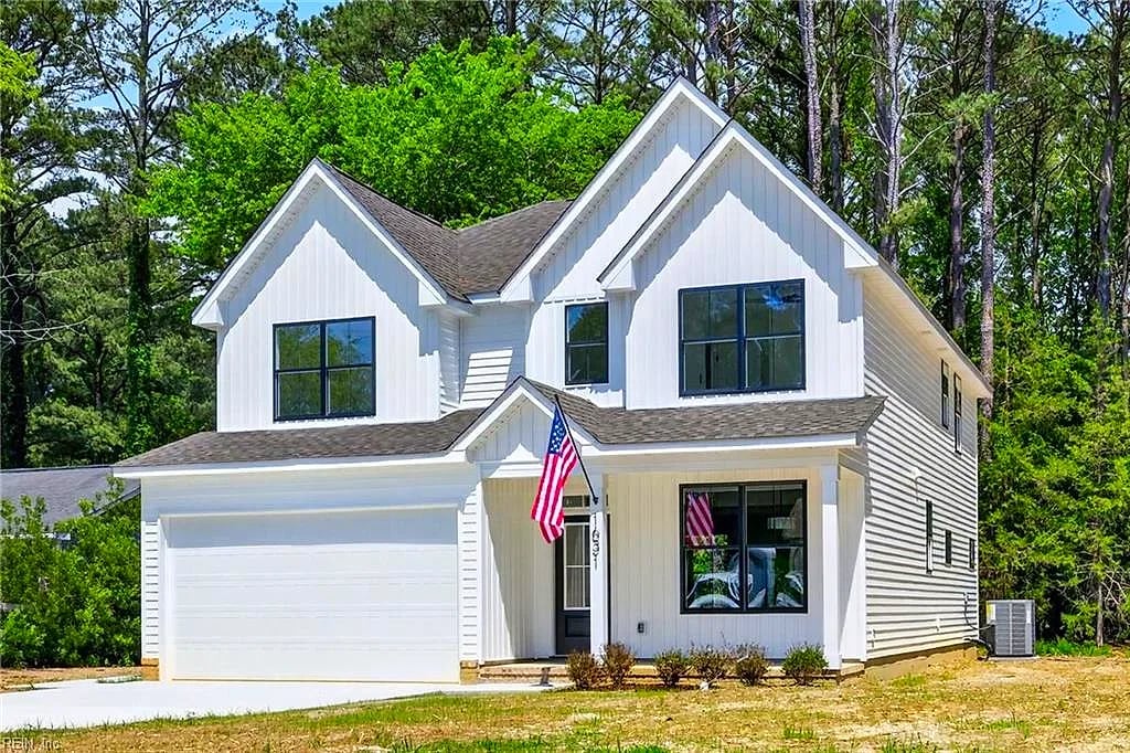 1631 Colonial AVE, SMITHFIELD VA 23430
