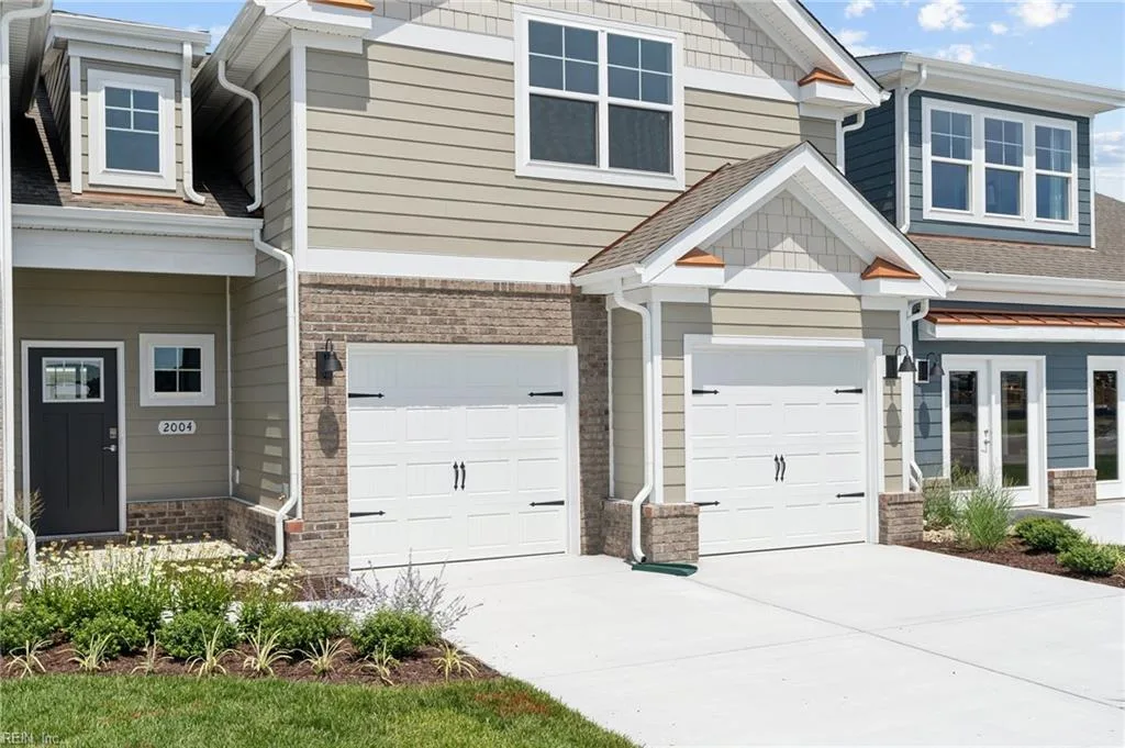 2005 Barton LN, CHESAPEAKE VA 23322