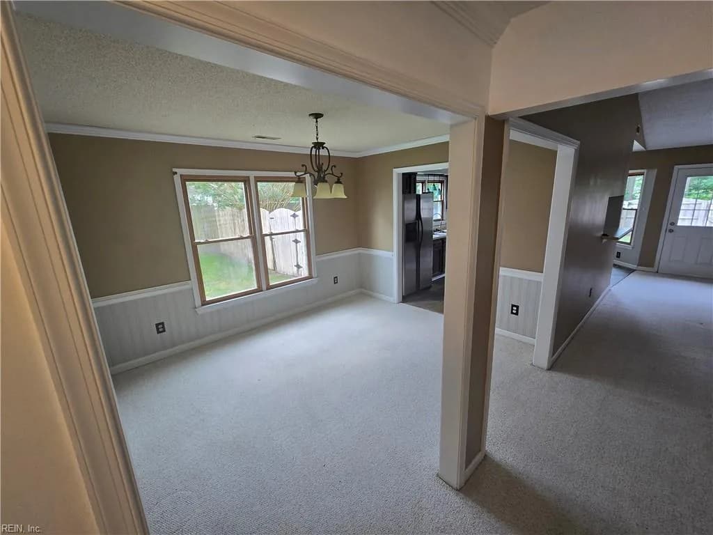 921 Martingale CT, VIRGINIABEACH VA 23454 - Photo 4