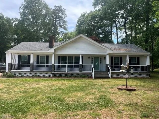 111 Faulkner RD, YORKTOWN VA 23692